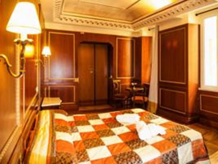 Bed and Breakfast Domina Popolo à Rome Extérieur photo