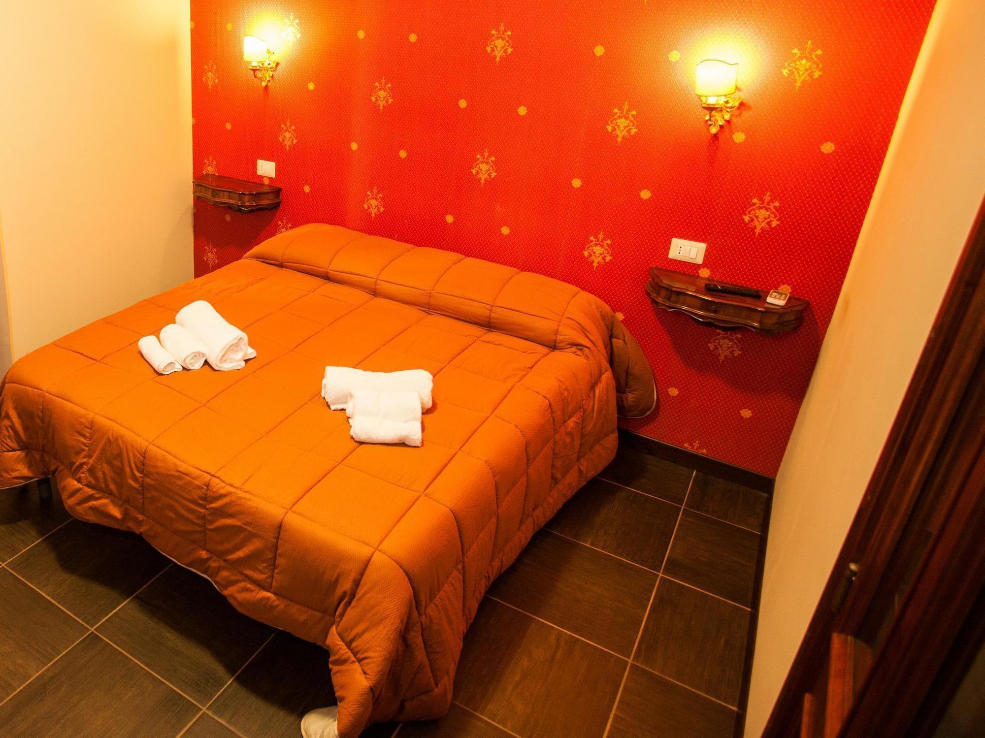 Bed and Breakfast Domina Popolo à Rome Extérieur photo